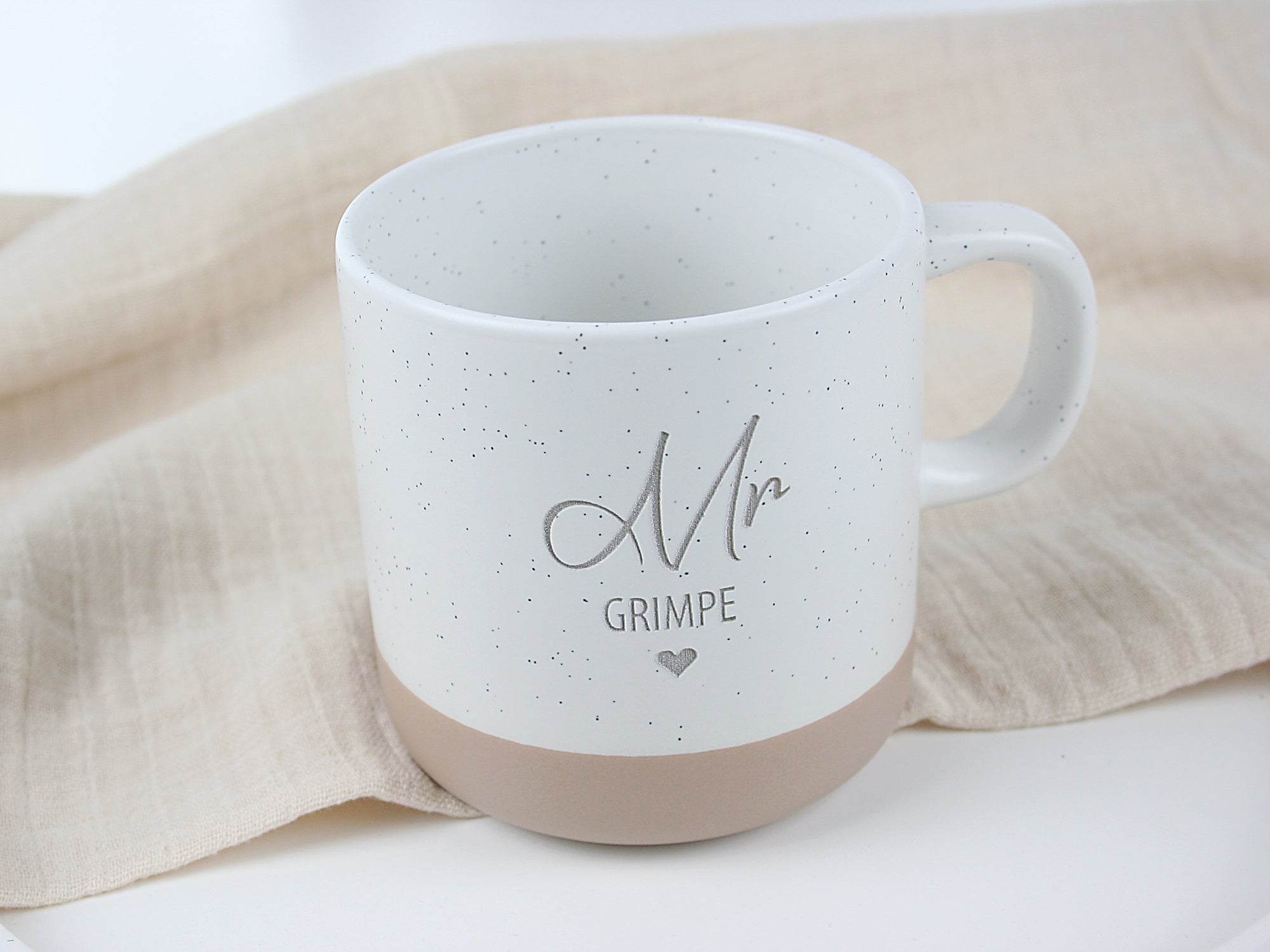Personalisierte Tasse mit Namen Mr Mrs – Geschenkidee Hochzeit Brautpaar, Hochzeitgeschenk – Geschenk Weihnachten, Geburtstag