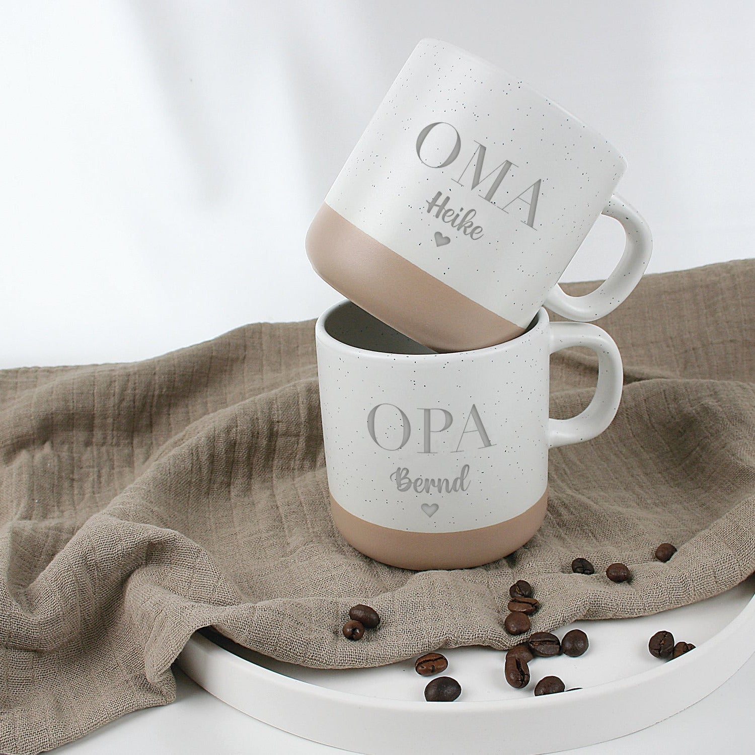Personalisierte Tasse mit Namen Oma Opa – Geschenkidee für die Großeltern – Weihnachten, Geburtstag