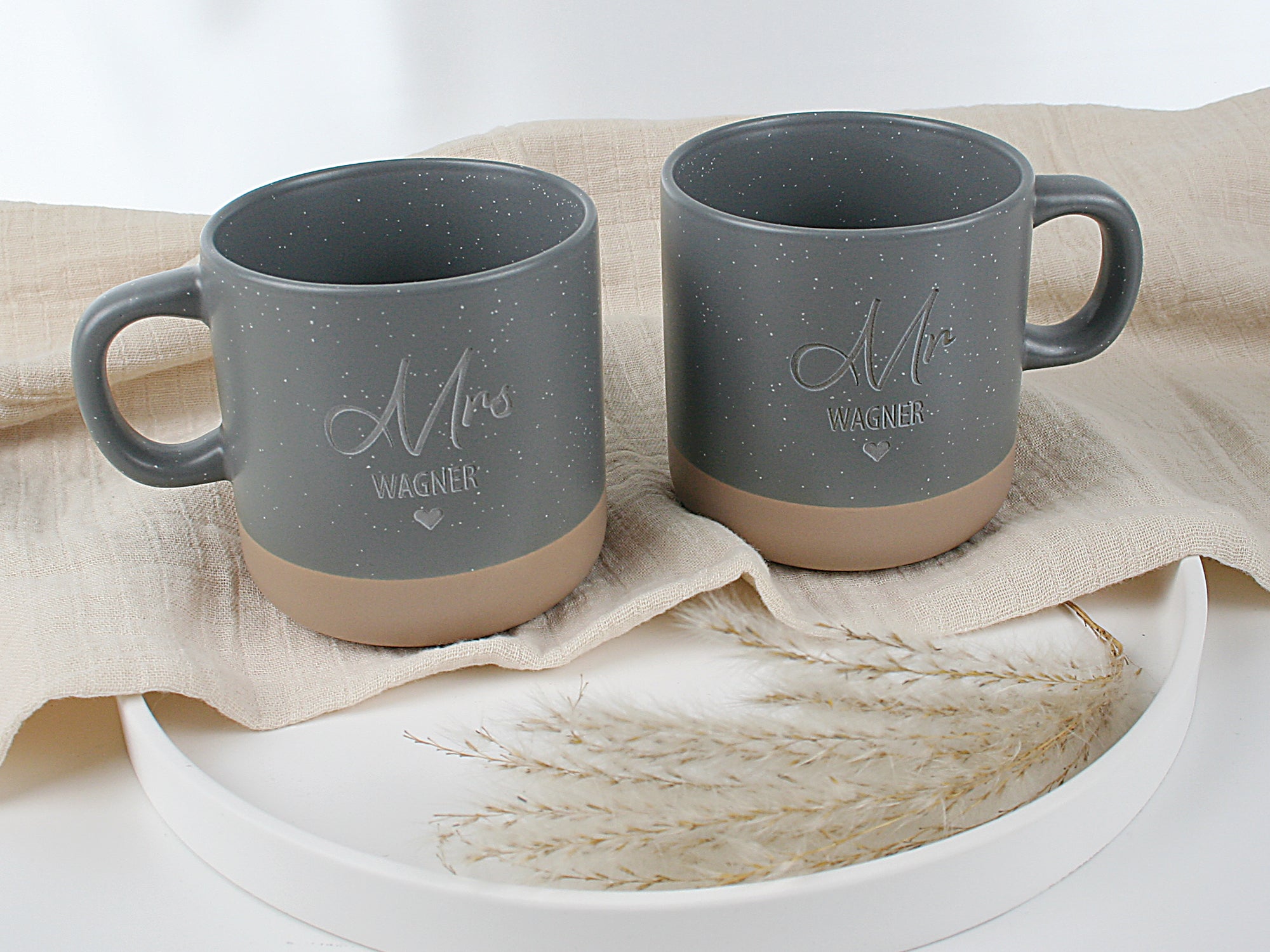 Personalisierte Tasse mit Namen Mr Mrs – Geschenkidee Hochzeit Brautpaar, Hochzeitgeschenk – Geschenk Weihnachten, Geburtstag